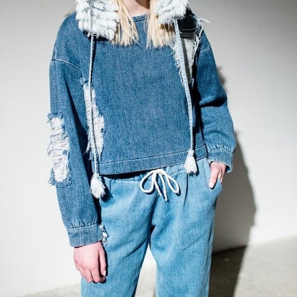 Designer Fall/Winter 2018 Ready To Wear Collection Oversized Denim Sweater - Picture 1 of 6